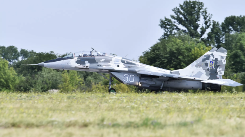 Экс-министр обороны Словакии Надь даст показания по передаче Украине МиГ-29