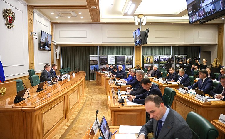 Заседание Совета по вопросам развития Дальнего Востока, Арктики и Антарктики на тему «Правовое регулирование вопросов обращения с отходами производства и потребления в населенных пунктах Арктики»