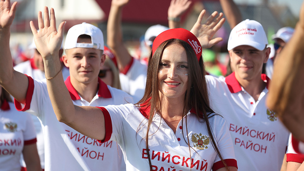 В Ребрихе завершилась 45-я летняя олимпиада сельских спортсменов Алтая Фото №2