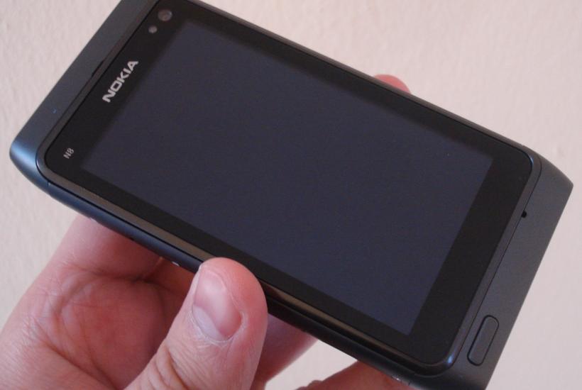 Nokia N8