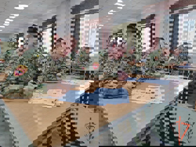 В Новосибирской области военнослужащие и сотрудники Росгвардии приняли участие в патриотической акции «Диктант Победы»