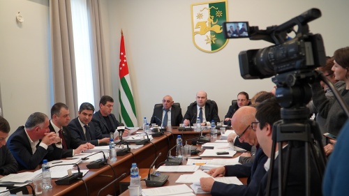 28 февраля в Парламенте Республики Абхазия состоялось очередное заседание весенней сессии