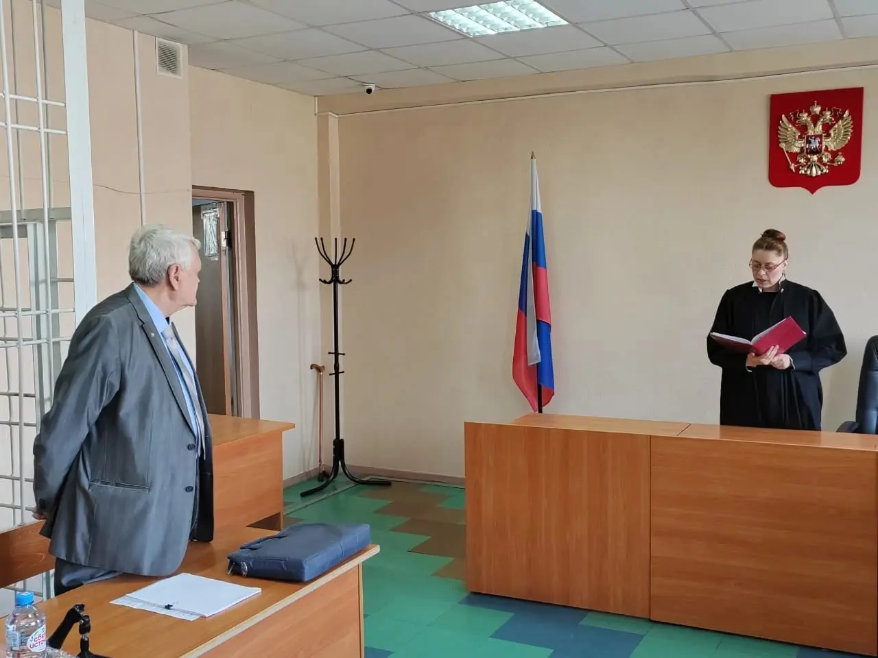 Советский районный суд Новосибирска отказался вернуть в собственность экс-главы СО РАН академика Александра Асеева квартиру на улице Коптюга.