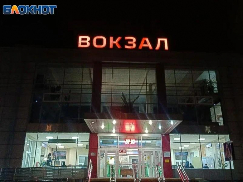 После финального свистка волжских футбольных болельщиков домой отвезут дополнительные электрички