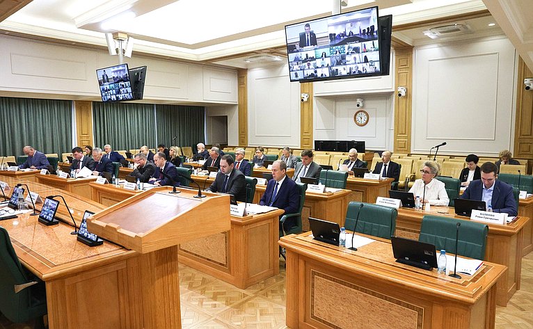 Парламентские слушания, посвященные вопросам реализации Федерального закона «О рыболовстве и сохранении водных биологических ресурсов» в части перезаключения договоров пользования рыболовными участками