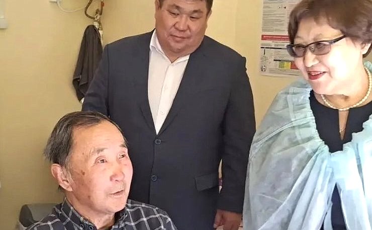 Альбина Кириллова побывала в Петропавловке, районном центре Джидинского района