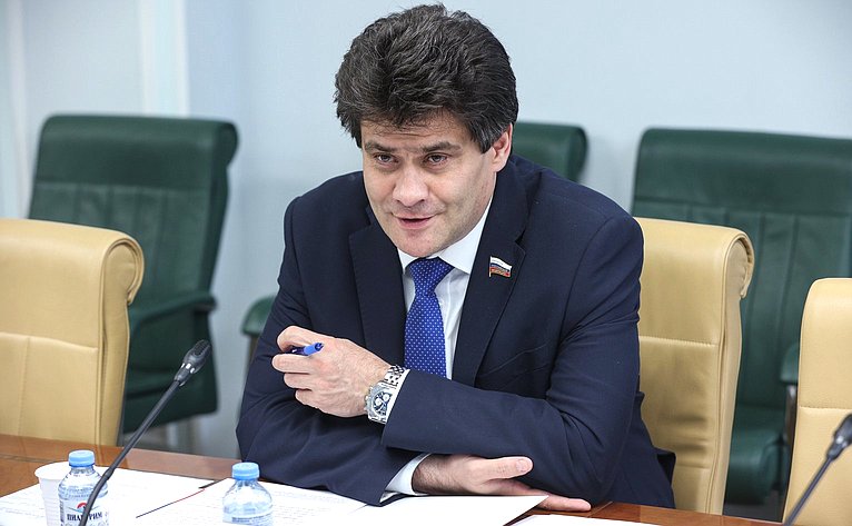 Александр Высокинский