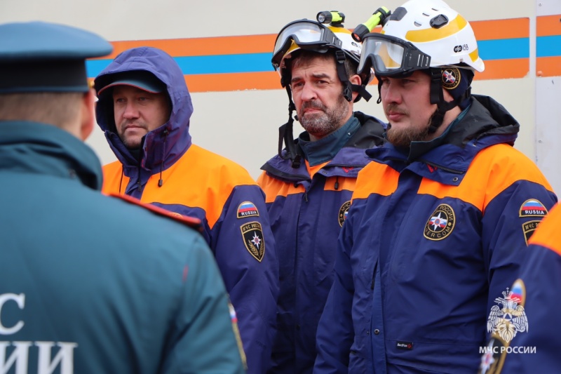 В МЧС России рaботают папы, на которых всегда можно положиться