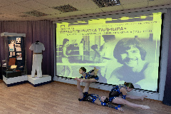 В заполярной столице открылась выставка памяти Виктора Крауса «Первая перчатка Таймыра»