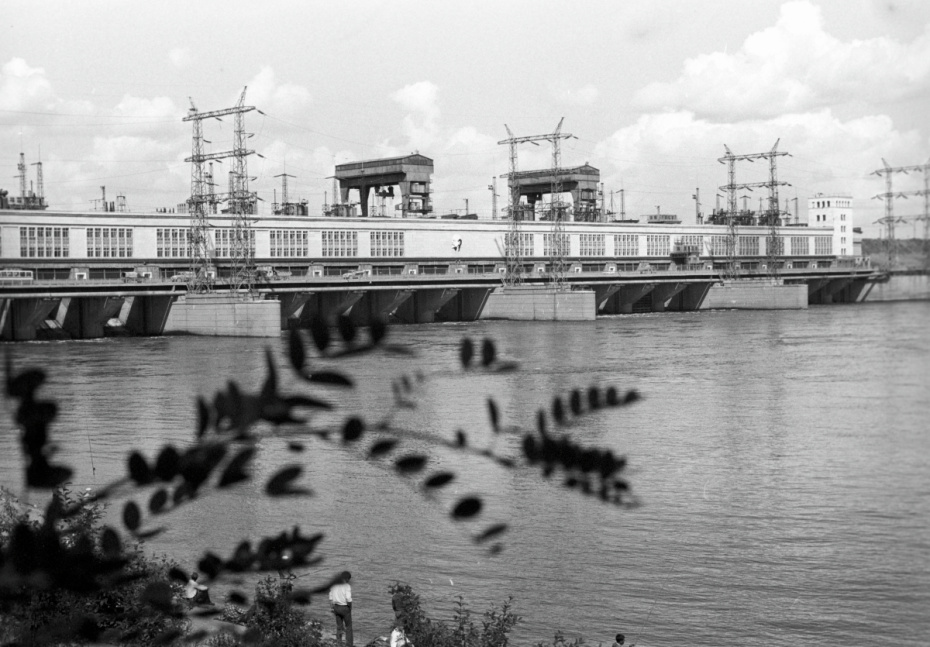 Плотина Камской гидроэлектростанции (КамГЭС)