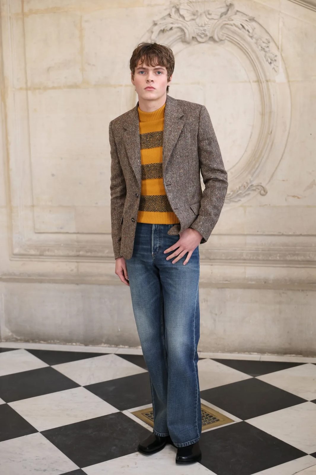 Неделя моды в Париже: Катрин Денёв, Роберт Паттинсон и Миа Гот