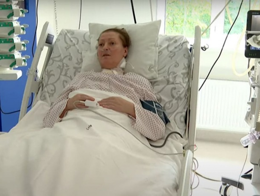 Женщина, перенесшая остановку сердца и отказ органов, пришла в себя после трех месяцев комы