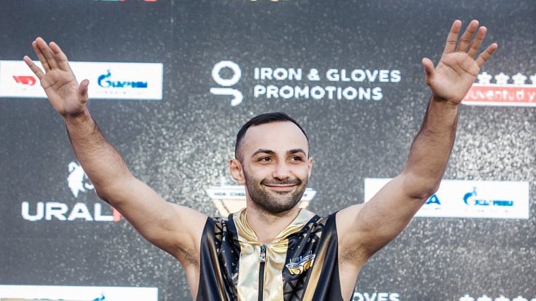 Тигран Узлян и Руслан Файфер проведут бои 22 января в Краснодаре - фото