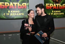 Петр Дранга и актриса Агата Муцениеце на премьере фильма «Братья» режиссера Марка Горобца