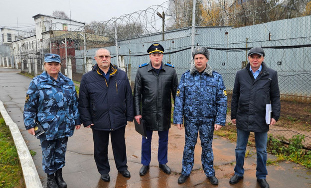 Прокуратура и Уполномоченный по правам человека проверили ИК-5 в Чепецке