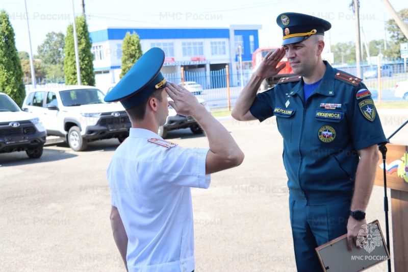 Сотрудников государственного пожарного надзора поздравили с профессиональным праздником