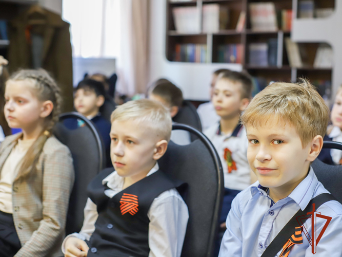 Кузбасские росгвардейцы стали участниками международной акции «Читаем детям о Великой Отечественной войне»