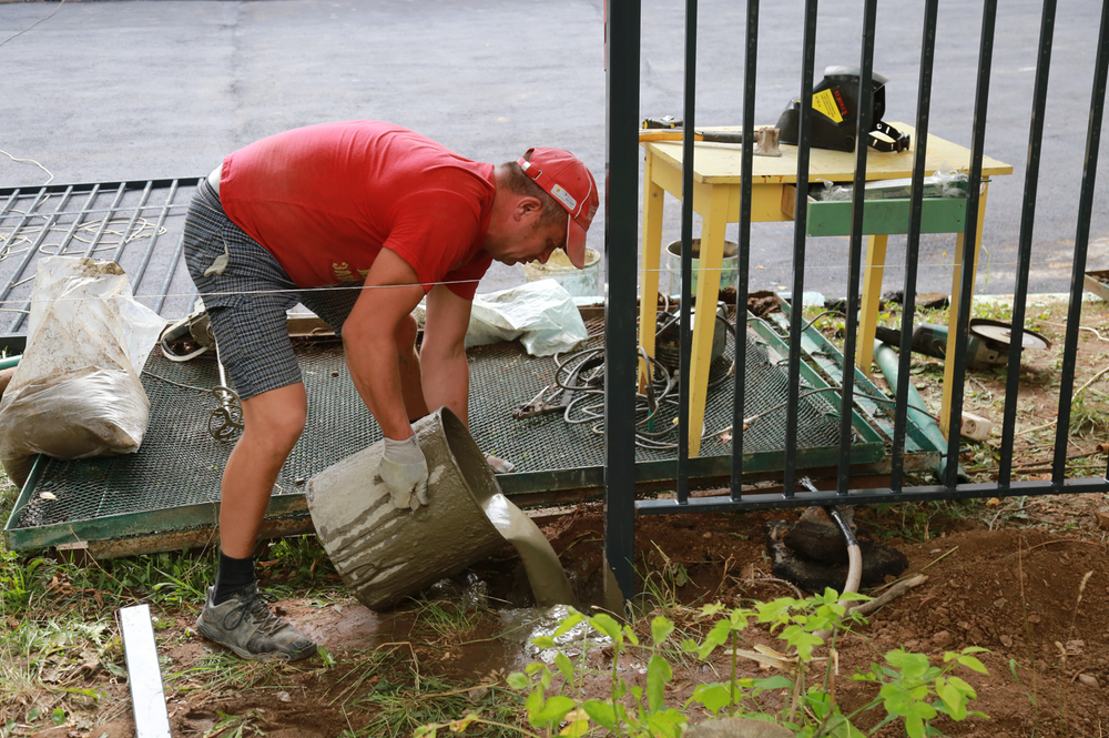 Открытый сад ижевск. Открытый сад ижевск. Санитарная обрезка деревьев в самаре. Работа в саду в ижевске. Открытый сад удмуртия.