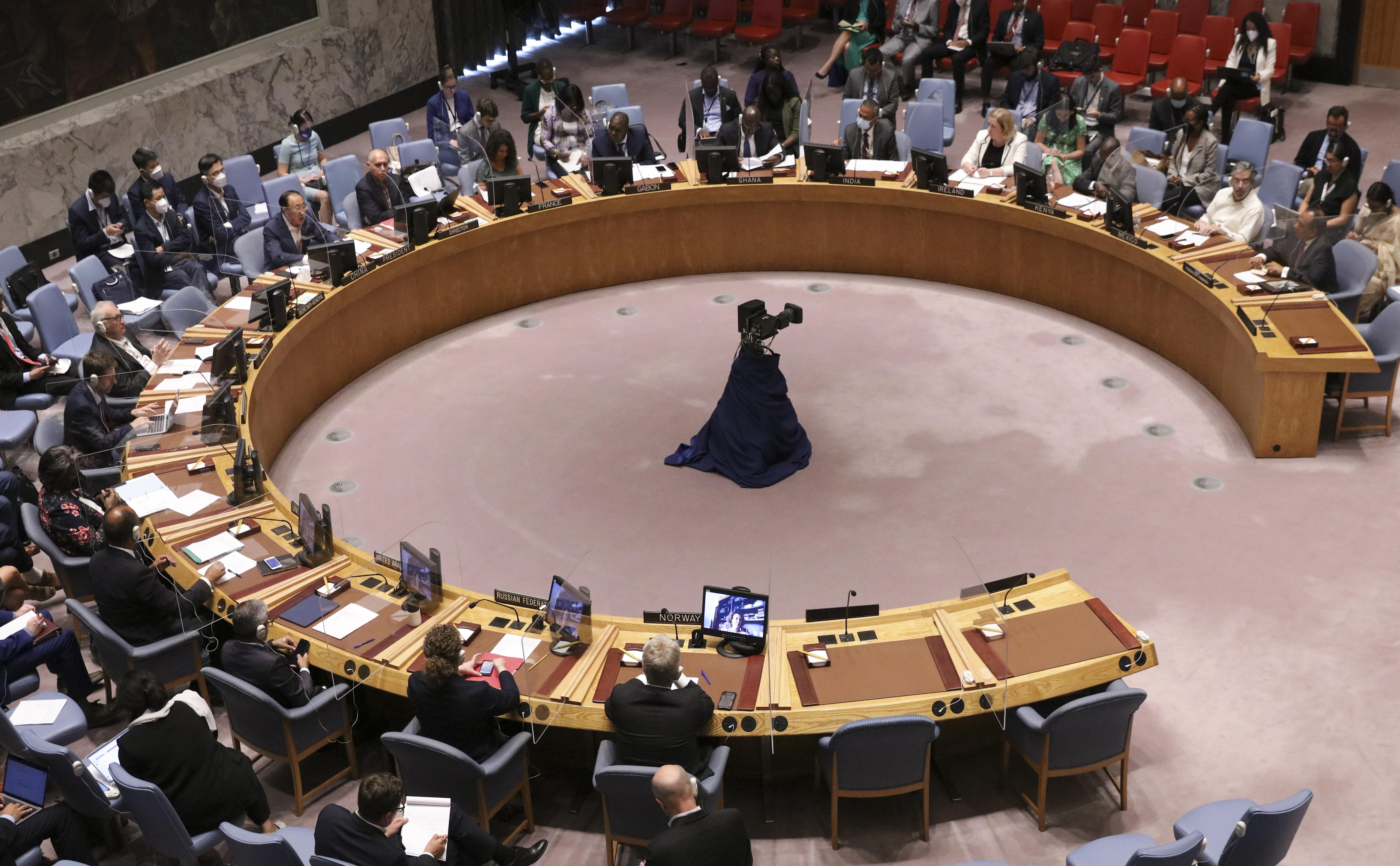 Постоянные страны совета безопасности оон. Совет безопасности ООН. Совет безопасности организации Объединенных наций (сб ООН). Заседание ООН. Заседание совета безопасности ООН.