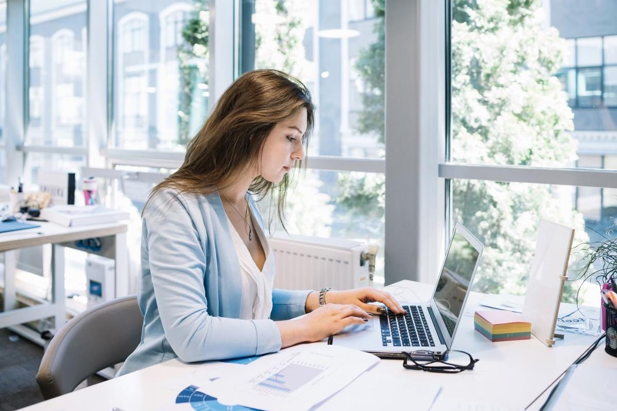 Эксперт час. Эксперт часы работы магазина. Эксперт час. Время выгодных покупок. Эксперт час.