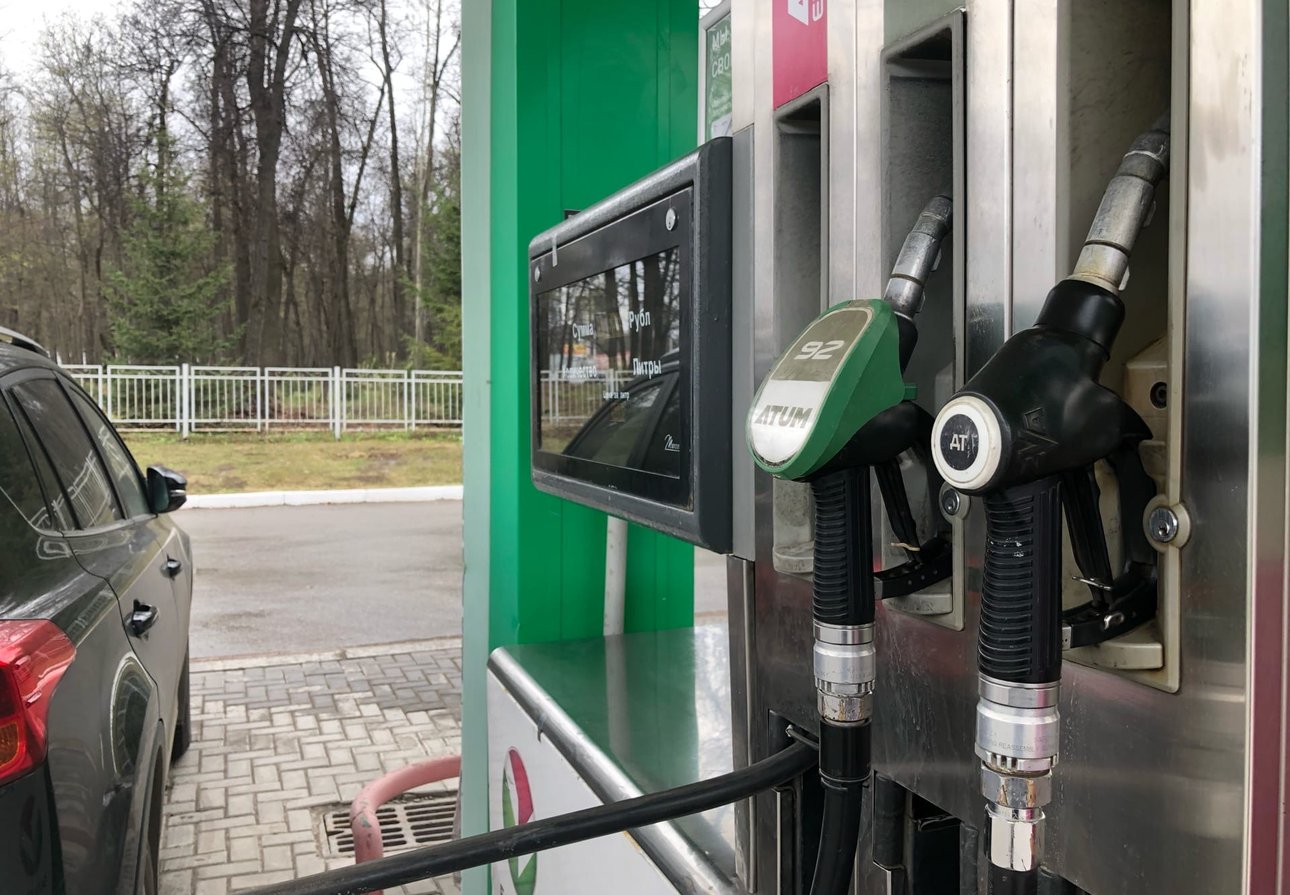 92 атум бензин. Бензин 95 Башнефть Уфа. 95 Атум Башнефть. Заправка на трассе Октябрьский Башнефть.