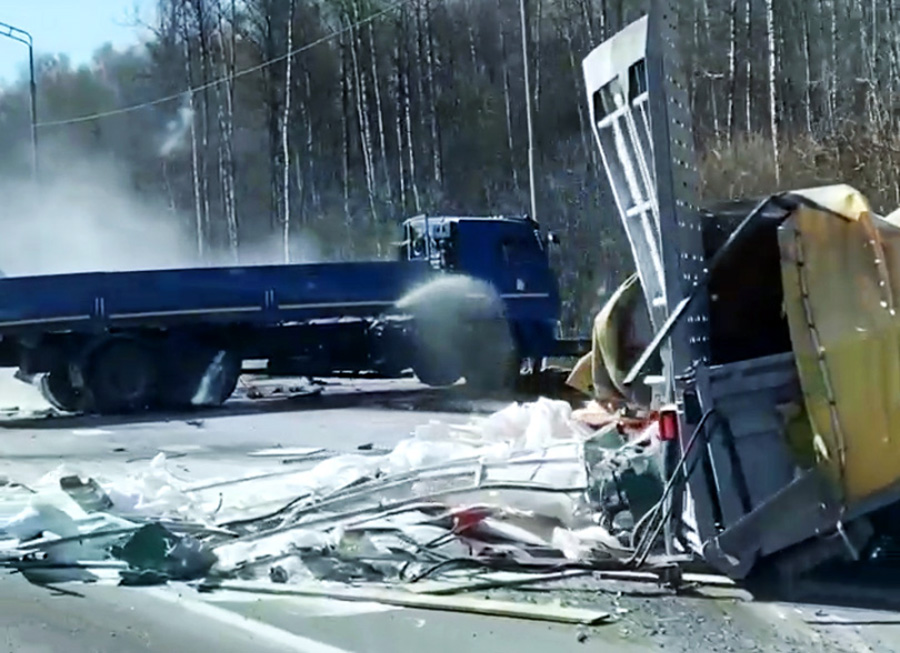 дтп на трассе м4 дон в ростовской области 21. 08. дтп в липецкой области на трассе фуры. дтп м4 дон аксайский район. на трассе м4 дон столкнулись 120 машин.