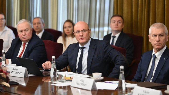 Дмитрий Чернышенко провёл встречу с Послом ОАЭ Мохаммадом Ахмадом Альджабером