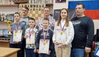 Призёрами регионального этапа соревнований по шахматам стали школьники из Елизова на Камчатке