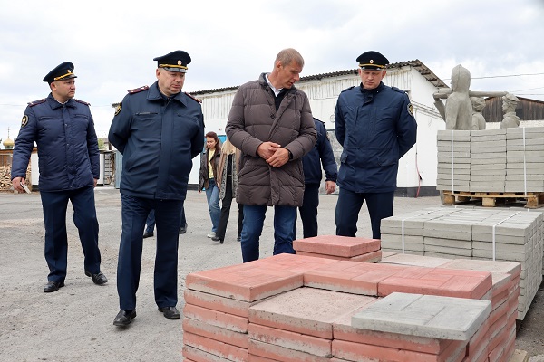 Начальник УФСИН России по Республике Хакасия провел рабочую встречу с сенатором Российской Федерации Олегом Земцовым