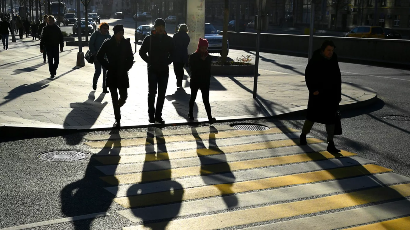 В Подмосковье установят 50 пешеходных переходов с умной подсветкой