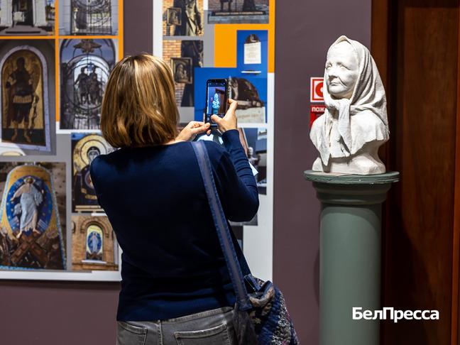 Мастер и город. В Белгородском художественном музее открылась выставка Максима Баранова - Изображение 
