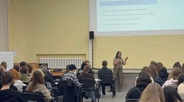 Профессионализация с первого курса: в РГГУ обсудили траекторию роста для медиаспециалистов