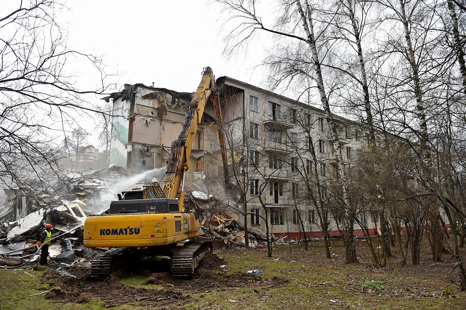 25 домов в Москве снесли в феврале по программе реновации