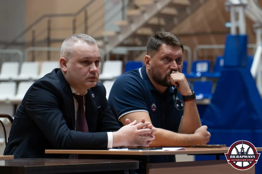 Александр Герасимов и Виталий Мантлер, тренер и директор баскетбольного клуба «Барнаул»