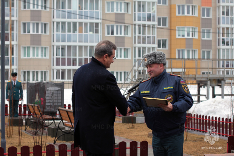 В Ханты-Мансийске поздравили ветеранов с Днем Советской пожарной охраны