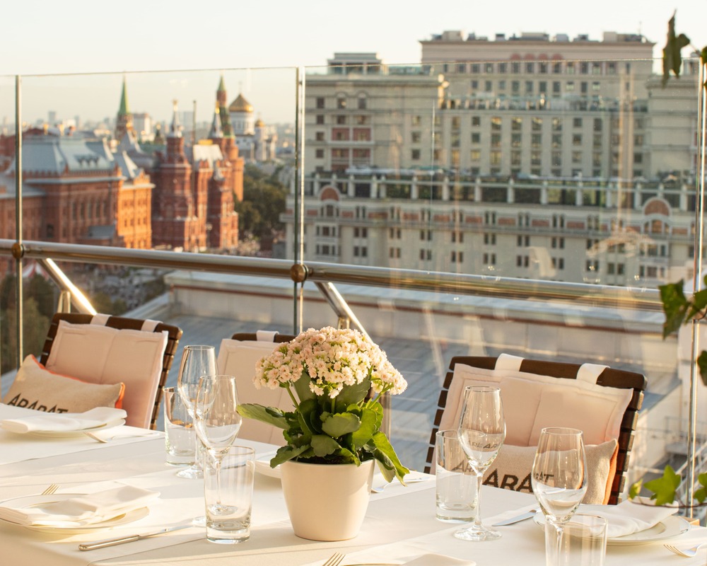 Летняя терраса Президент Отеля: место, где время останавливается