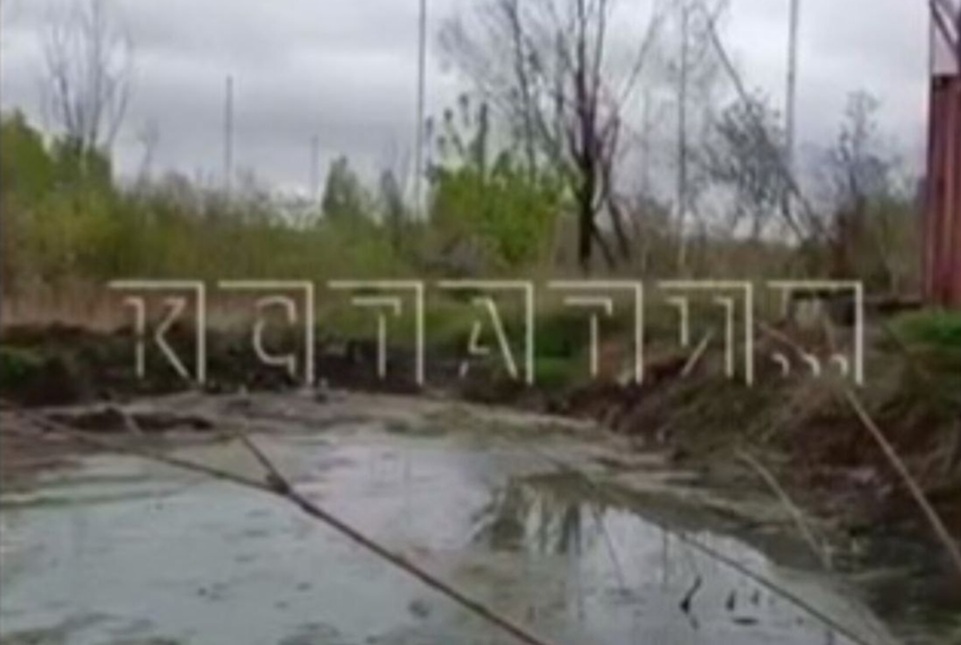 Зловонные потоки затопили село Ближнее Борисово под Нижним Новгородом