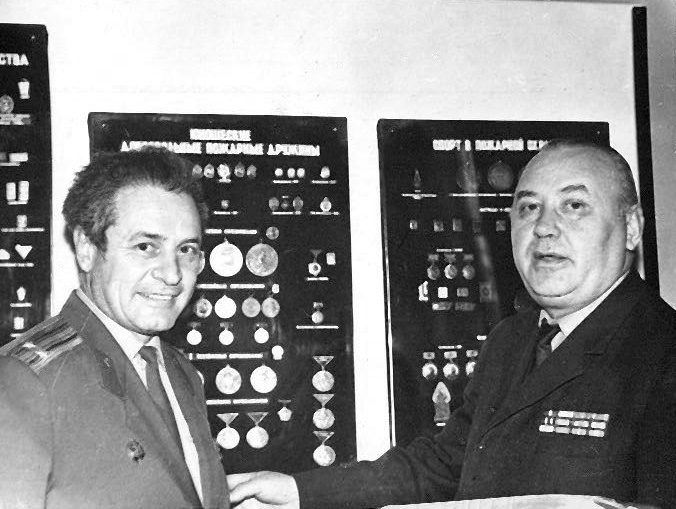 Легенду пожарной охраны России - Абрама Каплана проводили на заслуженный отдых