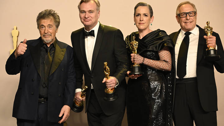 Позор премии Оскар: Красную дорожку оккупировали бомжи - в прямом смысле