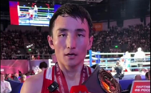 Боксёр Бурятии стал трёхкратным чемпионом России