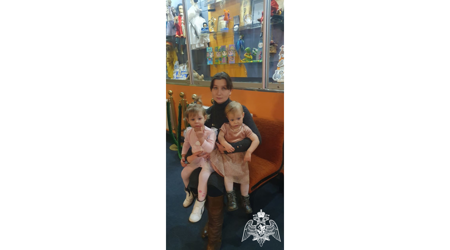 В Иванове дети росгвардейцев посетили кукольный театр