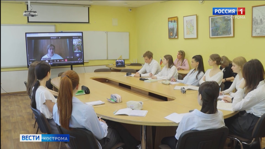онлайн.mp4_snapshot_02.06.313.jpg