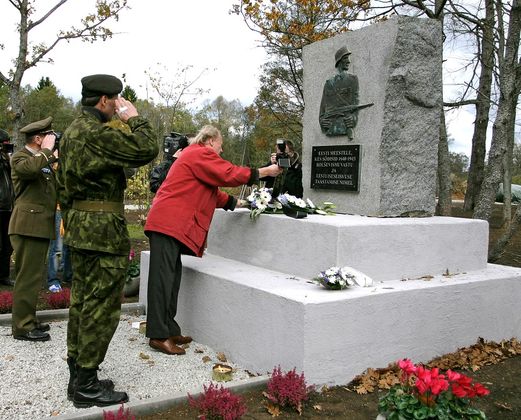Памятник эстонским солдатам, воевавшим на стороне гитлеровской Германии. Эстония