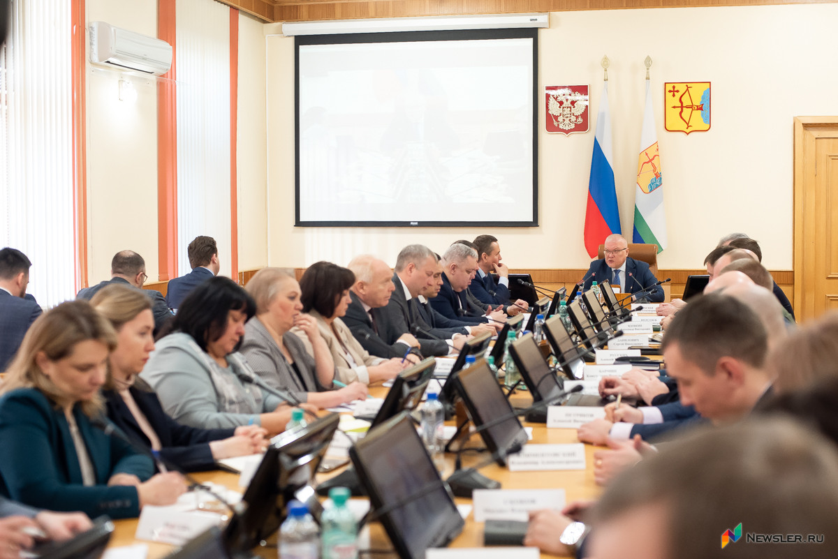 В области всего три преподавателя переехали в село по программе «Земский тренер»