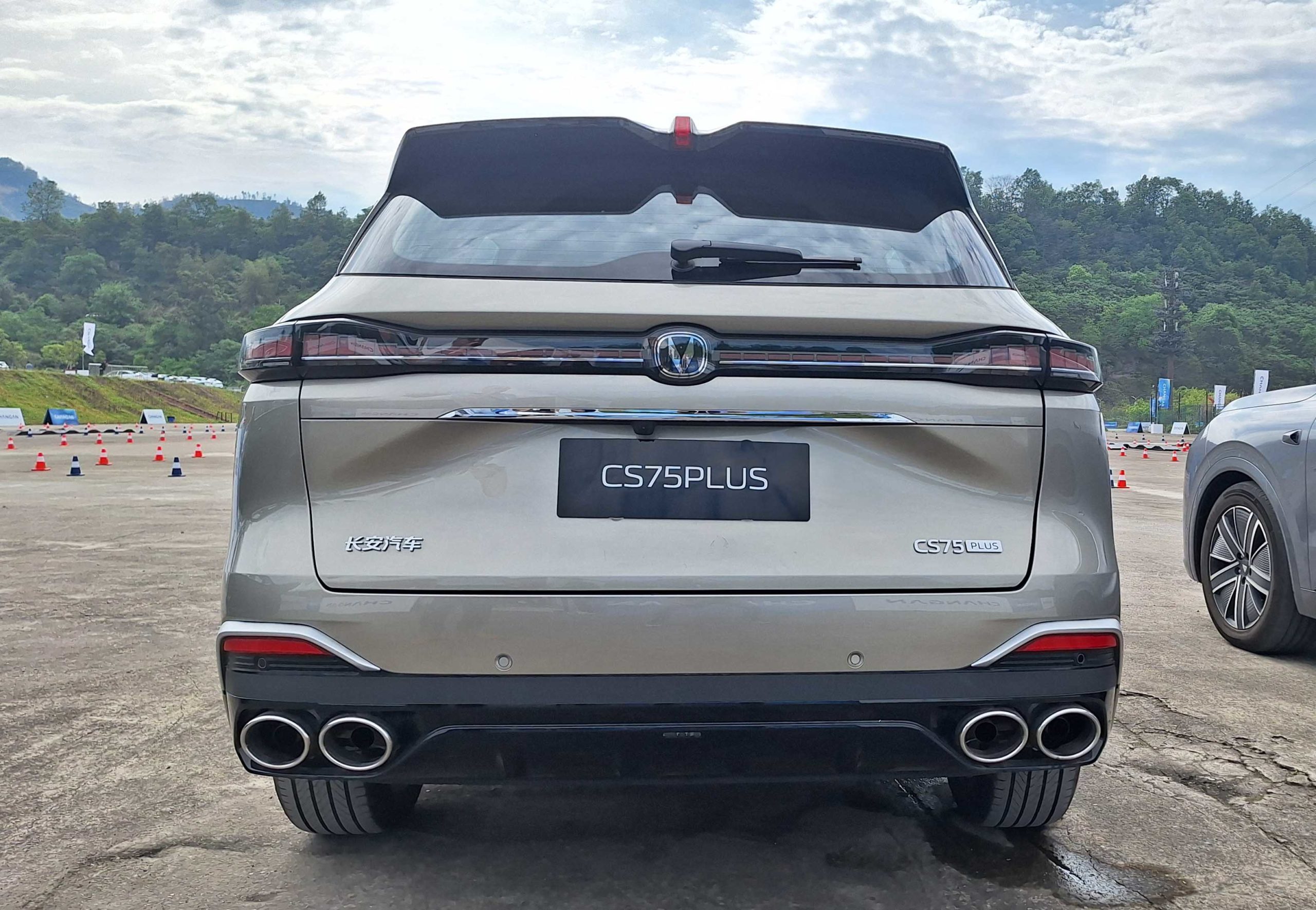 CHANGAN CS75PLUS на полном приводе