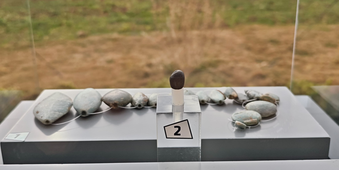 Бусина из серпентинита