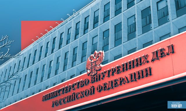 Феминистка, акционистка и писательница Дарья Серенко