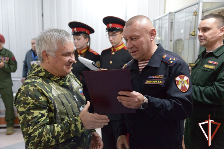 В Югре Росгвардия открыла «Стену памяти» военнослужащим и сотрудникам ведомства, погибшим при выполнении служебно-боевых задач