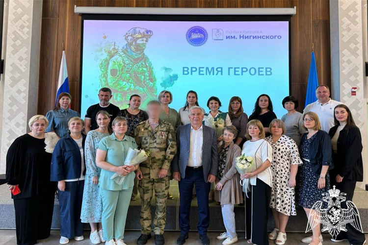 В Тюмени военнослужащий кинологического центра Уральского округа Росгвардии стал участником встречи «Время Героев»