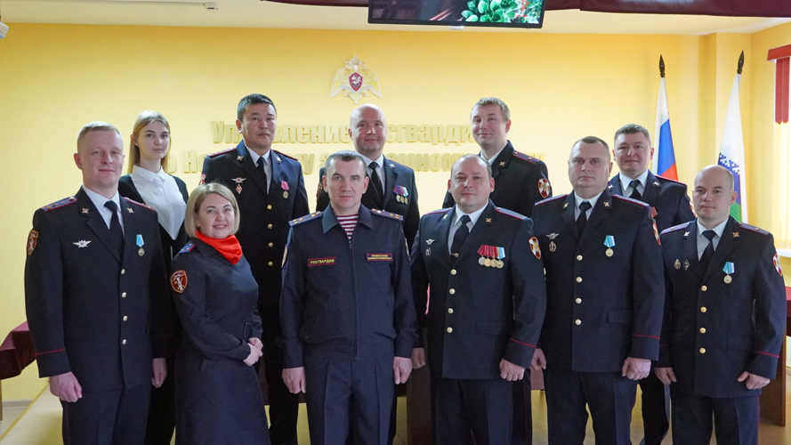 В Ненецком автономном округе сотрудников Росгвардии поздравили с 55-летием образования подразделений госконтроля 